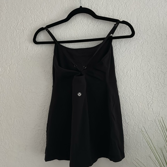 Lululemon Lycra Top - Picture 2 of 4